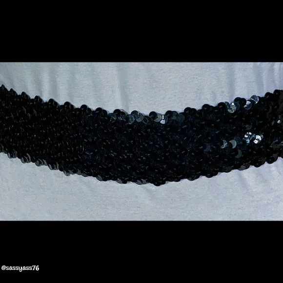 ▪️VTG▪️1980's Black Sequins & Gold-Tone Metal Buckle Retro Glam Belt - Picture 2 of 4